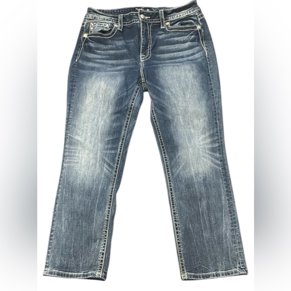 Miss Me Curvy Crop Jeans